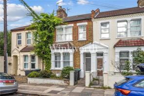 4, Vale Grove, Tottenham, London N4 1PY