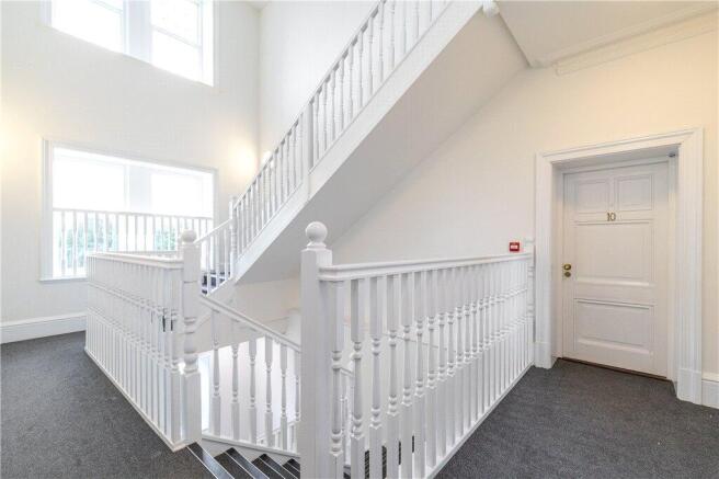 2 bed Apartment for sale Image 11