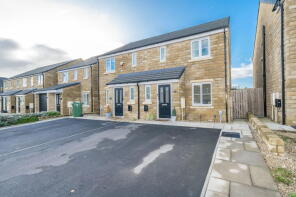 33, Jacquard Road, Skelmanthorpe, Huddersfield HD8 9ZB