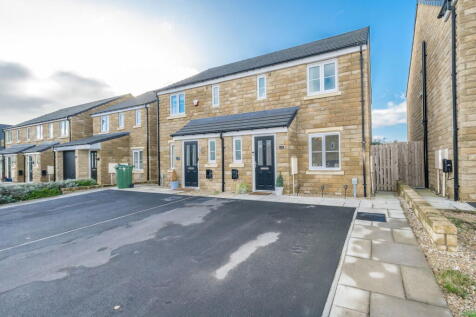 Jacquard Road, Skelmanthorpe, HD8