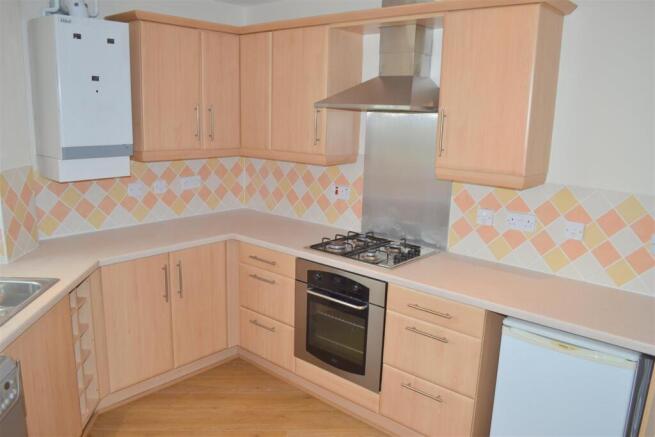 Kitchen 2.JPG
