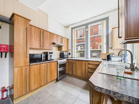 81/83 Reads Avenue, Blackpool, FY1 4DG photo 5