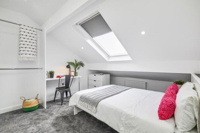 6 bed House to rent Image 6