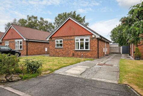 Masbury Close, Bolton, BL1 7