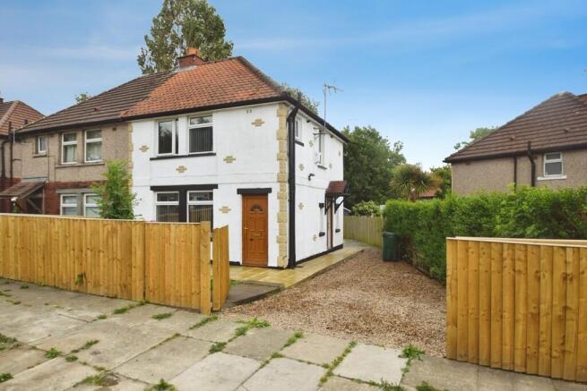 3 bed Semi-Detached for sale in bradford