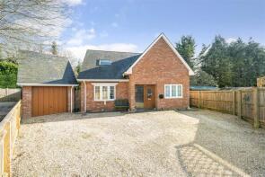 1a The Ashes, The Crescent, Andover SP10 3BL