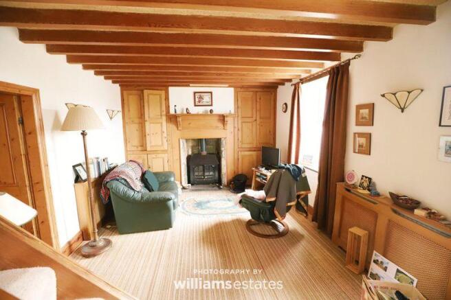 Living room 01