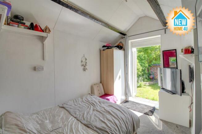 BEDROOM FOUR / STUDY: