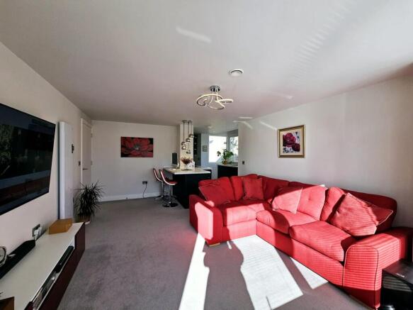 1 bed Flat for sale Image 4