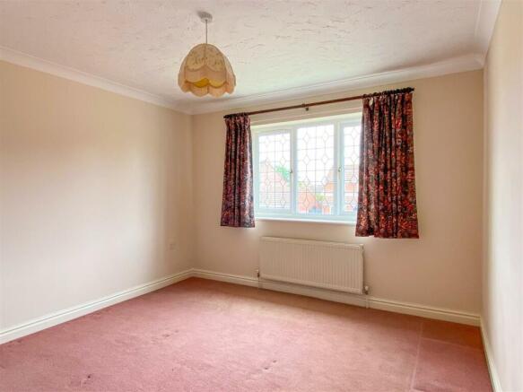 Bedroom 2.jpg