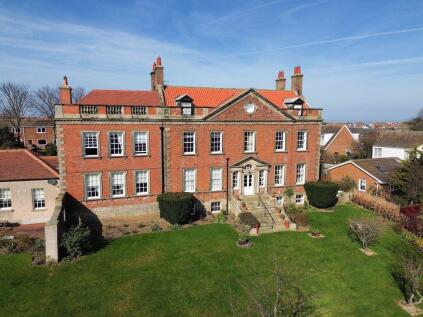3 Low Stakesby House, Whitby