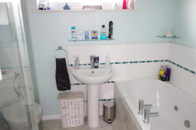 Photo 9