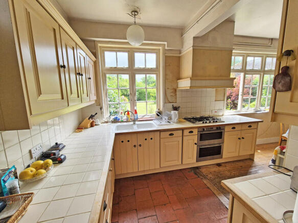 Kitchen/Breakfast...