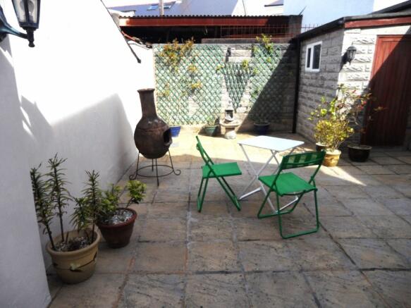 Photo 10