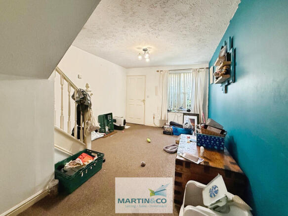 d8f7ce03--4889-B6...