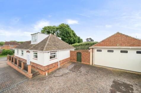 Welton Road, Daventry, NN11