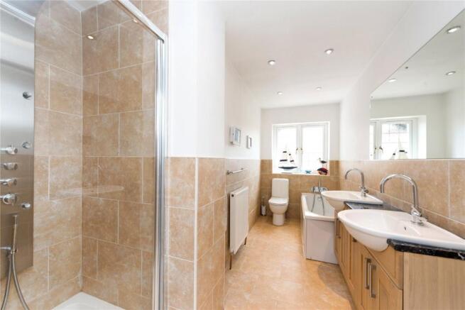Family Bath/Shower