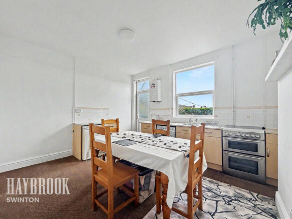 2 bed Terraced for sale Image 6
