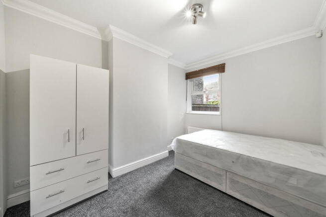 Bedroom 2 - 17 Re...