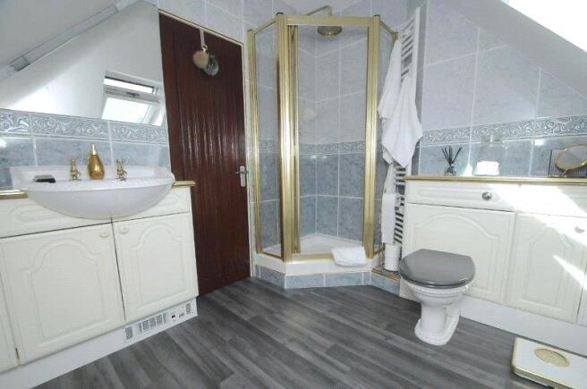En Suite Bathroom 1