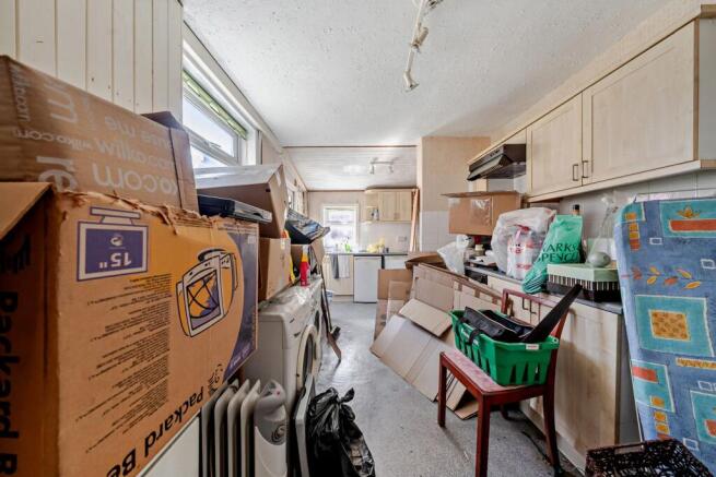 3 bed Terraced for sale Image 8