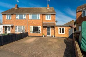 10, Redwood Close, Worcester WR4 9UF