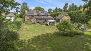 Highfield, The Rise, East Horsley KT24 5BJ