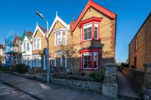 25, Beverley Road, Canterbury CT2 7EN