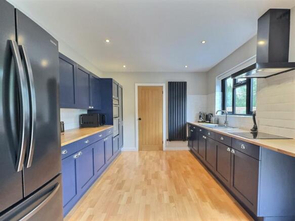 Open Plan Kitchen Diner Lounge