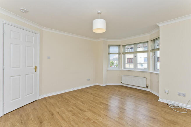 7 Meikle Inch Lane, Bathgate, West Lothian photo 4