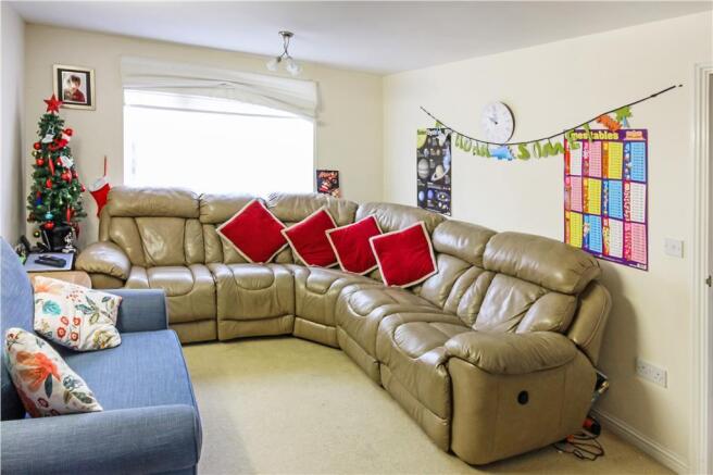 lounge_copy_dp_30545