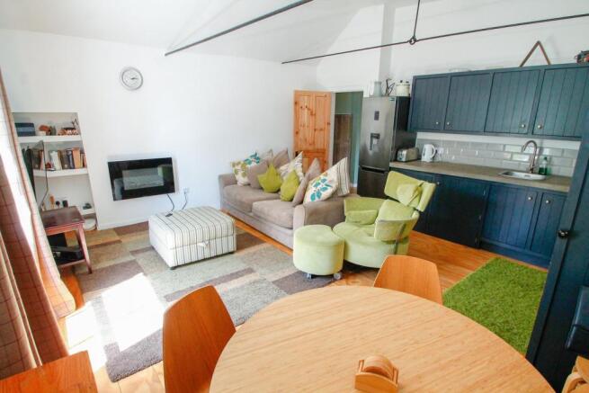 Living/Kitchen Area
