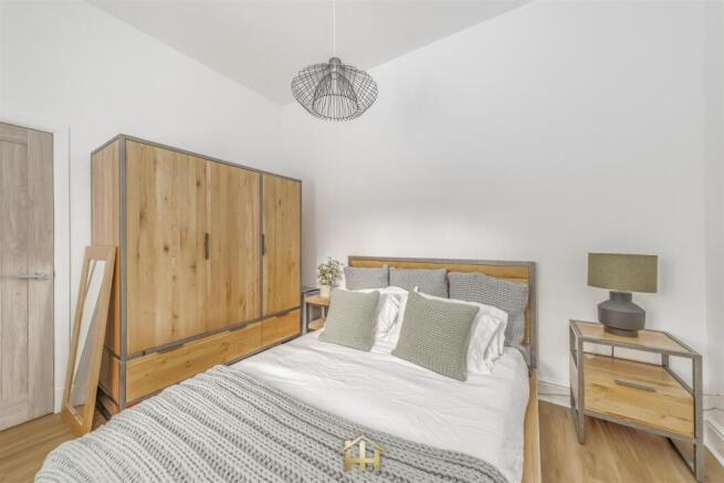 ROWAN COTTAGE AUCHTERHOUSE DUNDEE DD3 0QN 130426 E