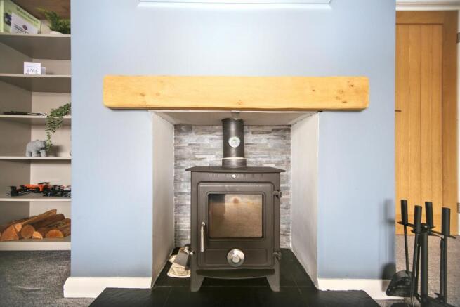 3 bed Semi-Detached for sale Image 7