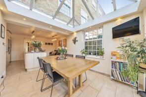 7, Egliston Mews, London SW15 1AP