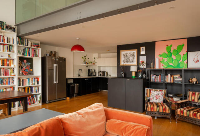 207412 - Hornsey Road, London, N7 - high res - ...