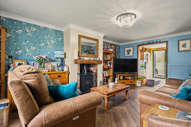 Living Room - Ang...
