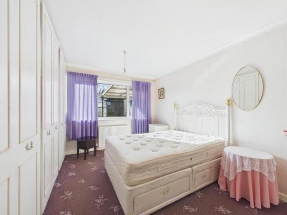 2 bed Semi-Detached Bungalow for sale Image 10