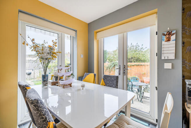 1372556768fa5e4410493