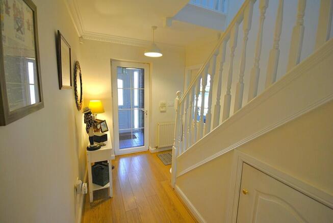 4 bed Detached for sale Image 6