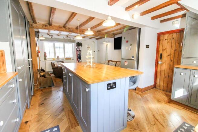 Kitchen/Dining Room