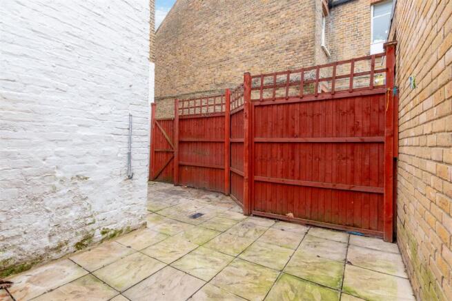 Newton Avenue 21 Ph11.jpg