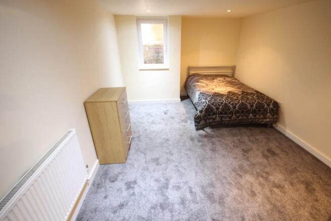 5 bed End of Terrace to rent Image 11