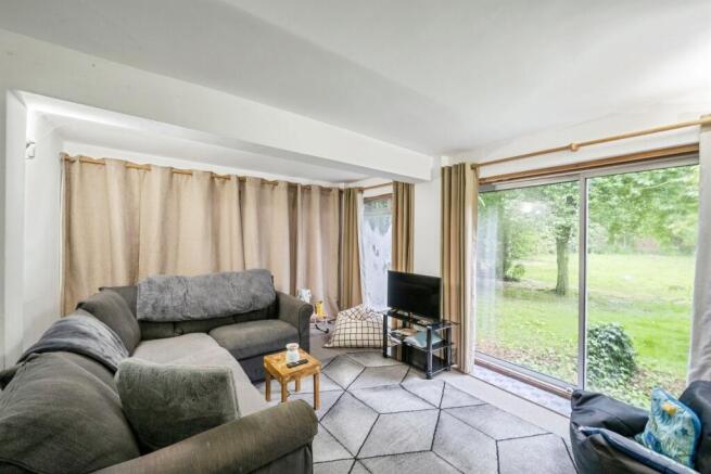 5 bed Cottage for sale Image 6
