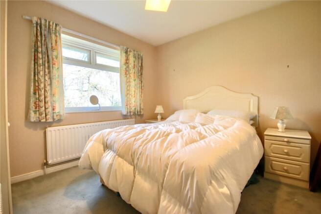 3 bed Bungalow for sale Image 10