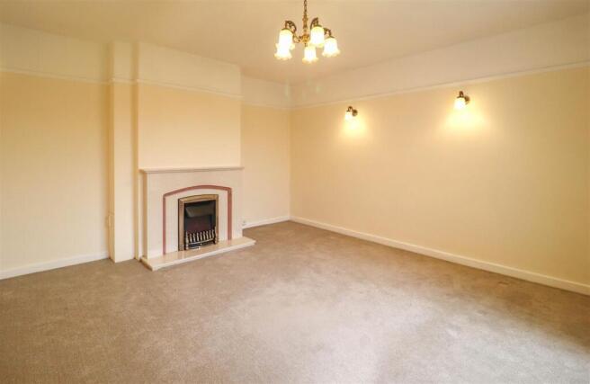 Sitting Room 1.jpg