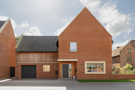 The Lodge Drive, Drayton, Norwich, Norfolk, NR8