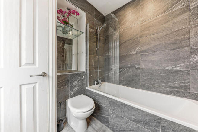 2 bed Terraced for sale Image 9