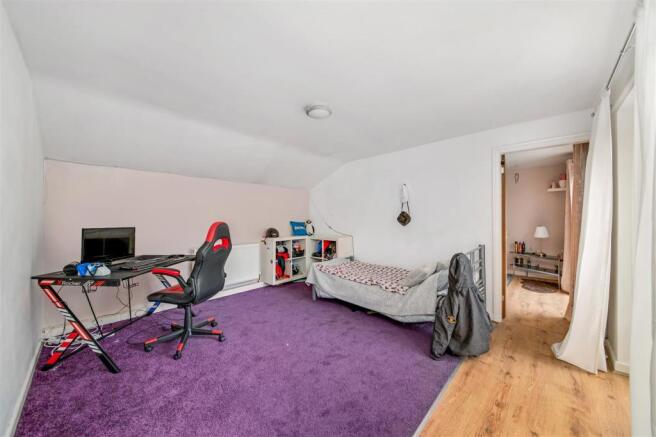 FAMILY ROOM.jpg