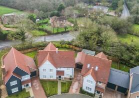 2, Hawthorn Close, Bicknacre, Chelmsford CM3 4FQ